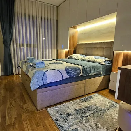 Anika Luxury At Diamond Center Апартаменти Скоп'є