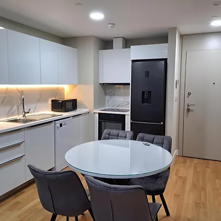 Anika Luxury At Diamond Center