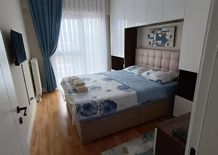 Anika Luxury At Diamond Center