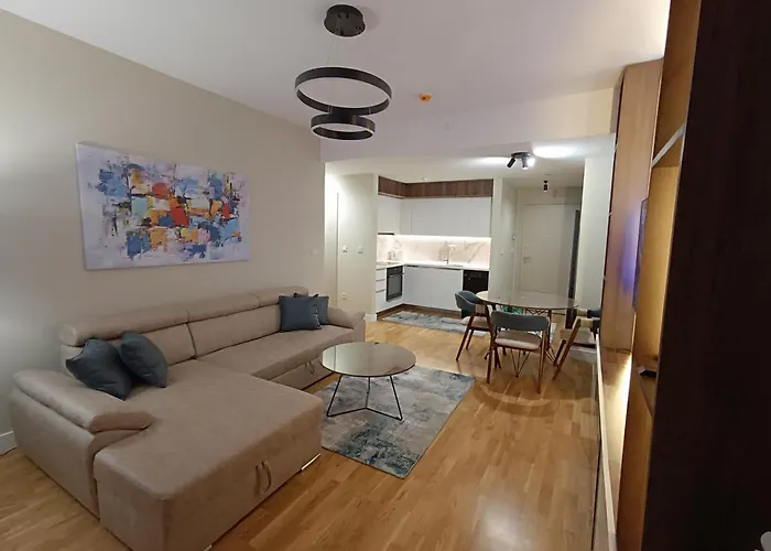 Apartment Anika Luxury At Diamond Center