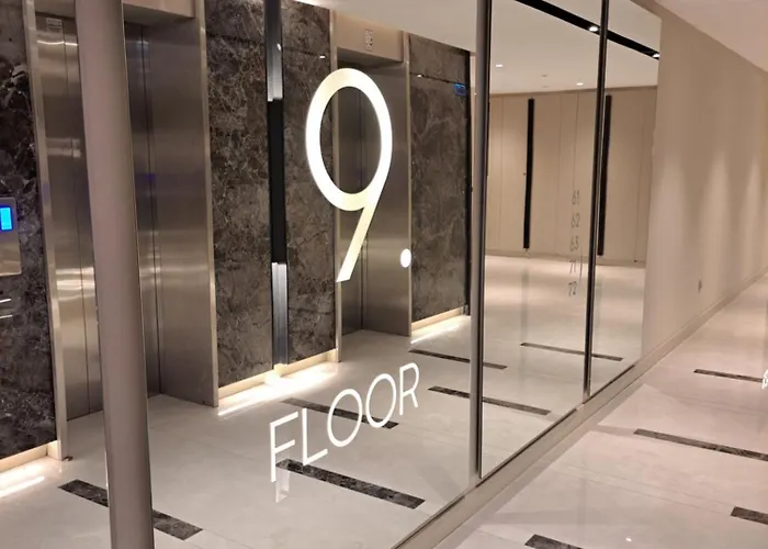 Apartment Anika Luxury At Diamond Center